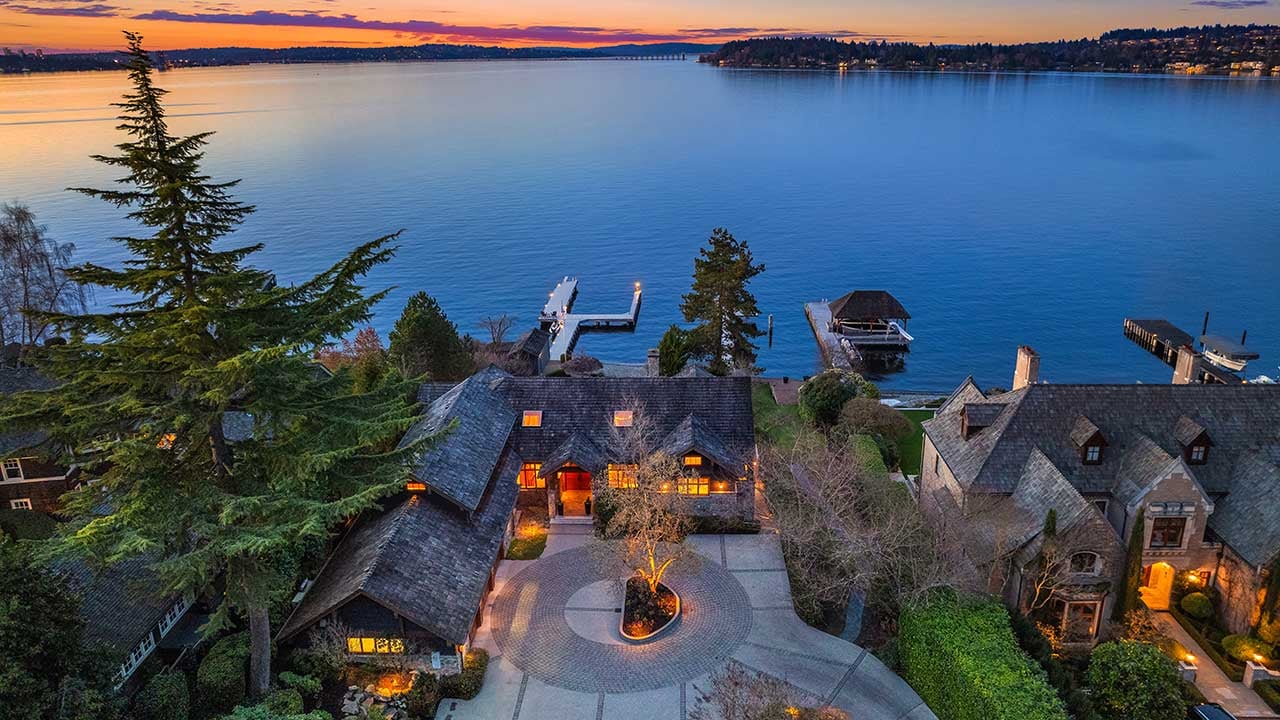 Lakefront Estate on the Treasured North End of Mercer Island
