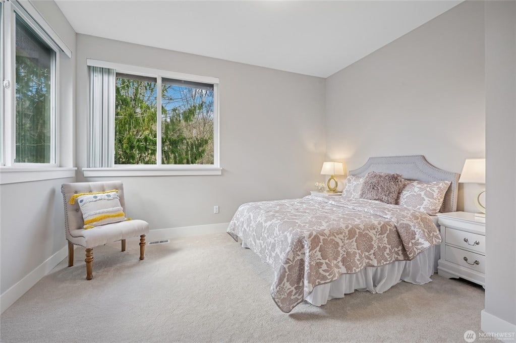 900 228th Avenue NE Unit: 16C