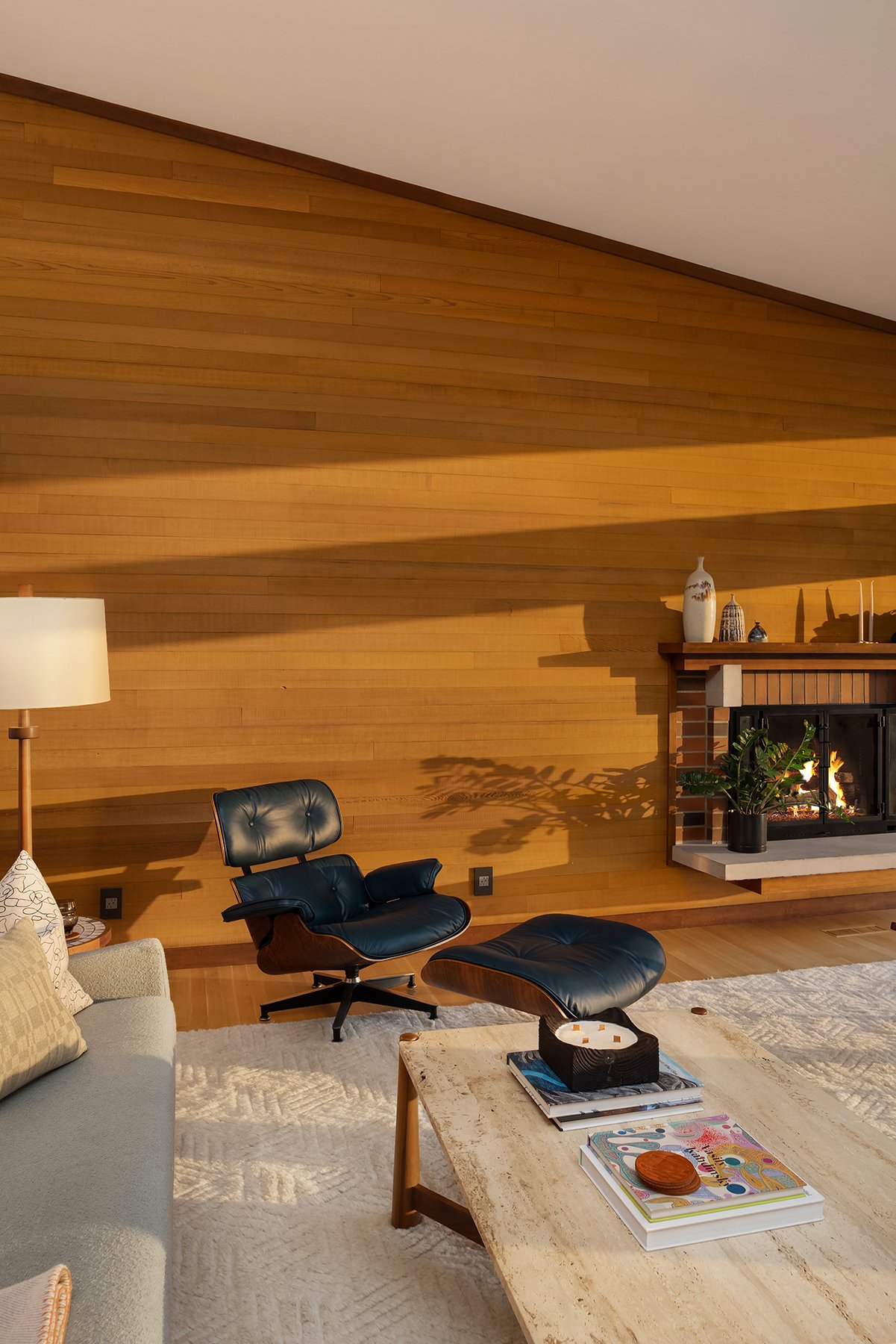 4343 W McLaren Street