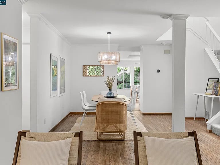 28 Curlew Way, Novato