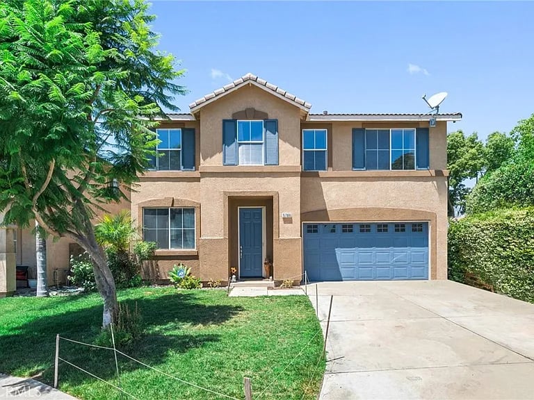 5786 Karl Ct