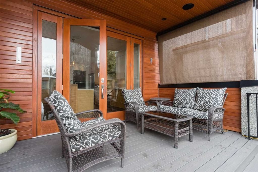 318 W 22nd Ave