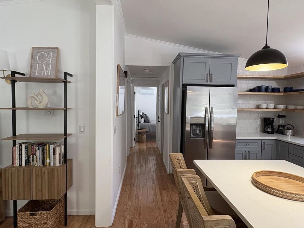 12 Bellevue Ave