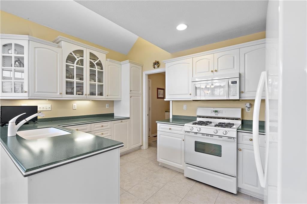 1301 Appleridge Ct