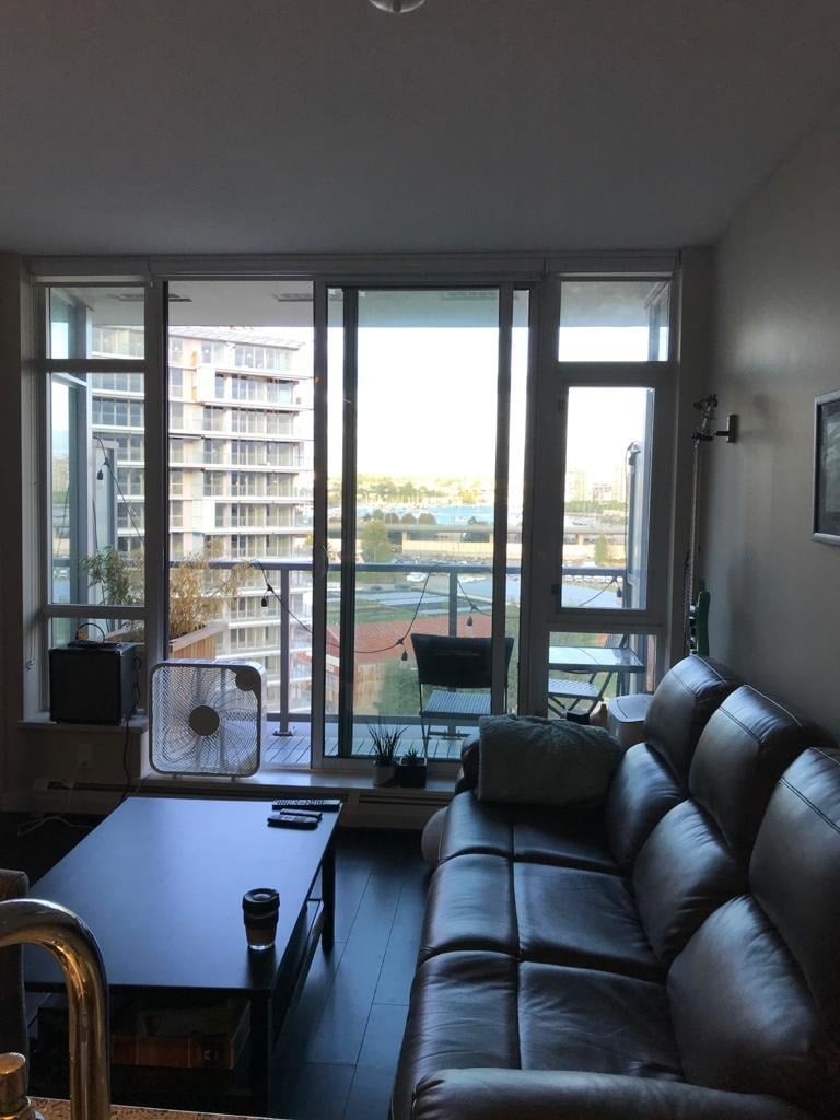 1708 Columbia St #1106