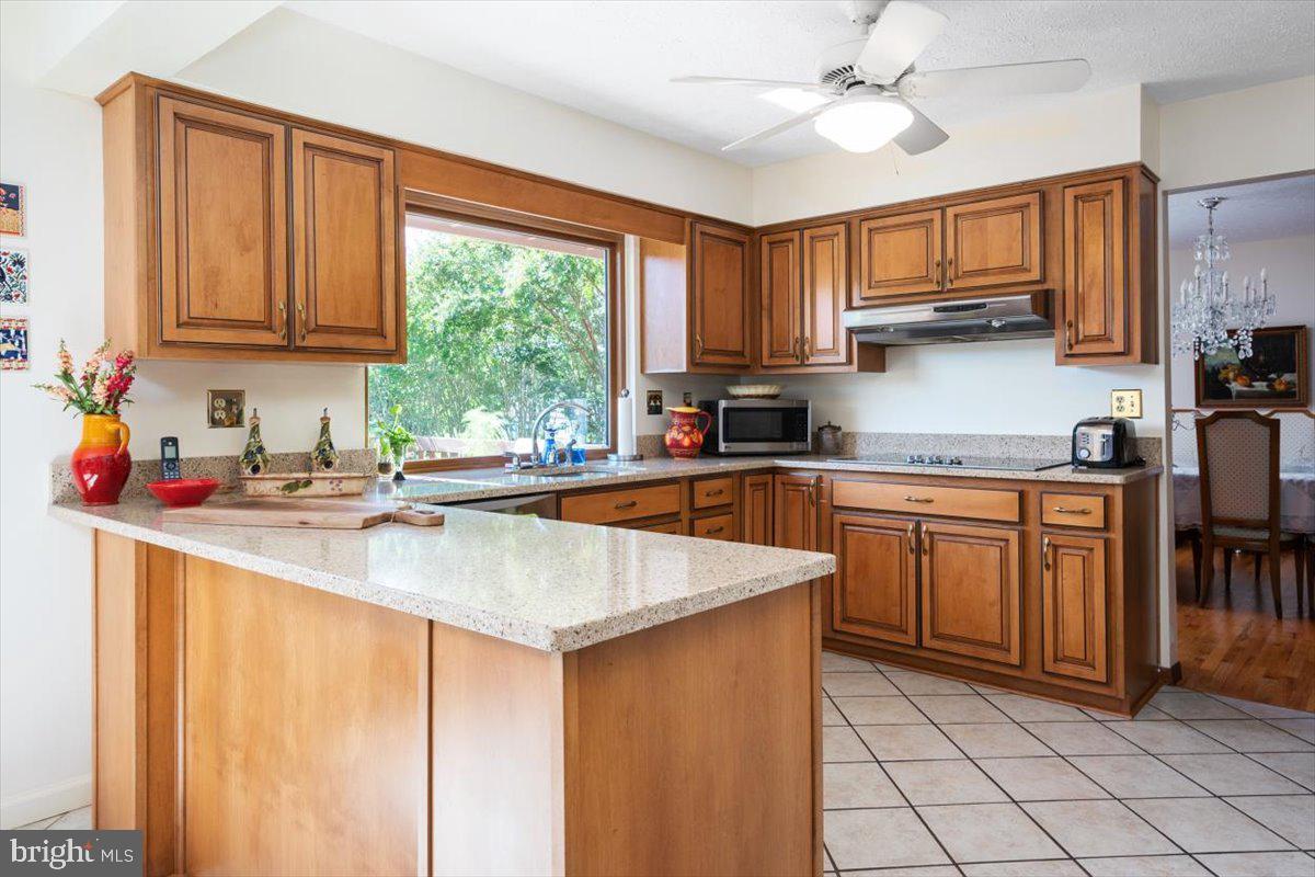 88 E Lake Dr