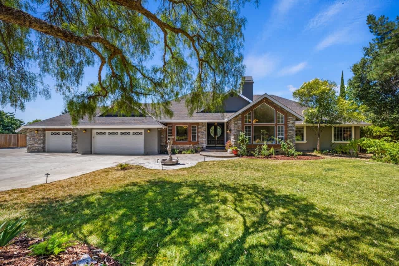 18905 Malaguerra Ave