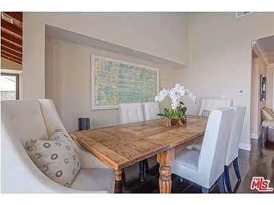 2007 Linda Flora Dr