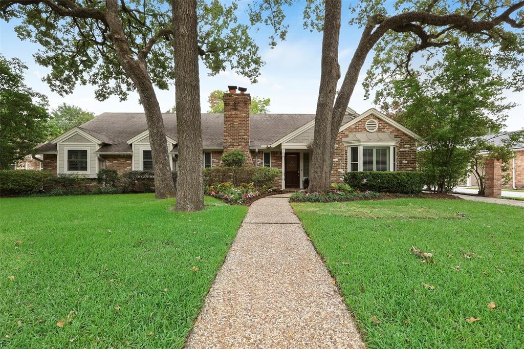 10323 Pine Forest Rd