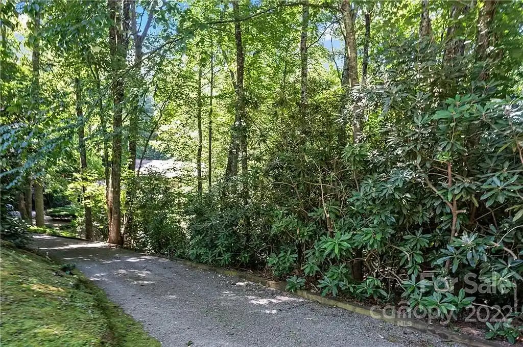 462 Timberlane Dr