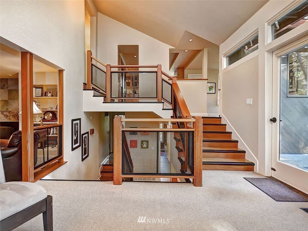 18420 24th Pl NE