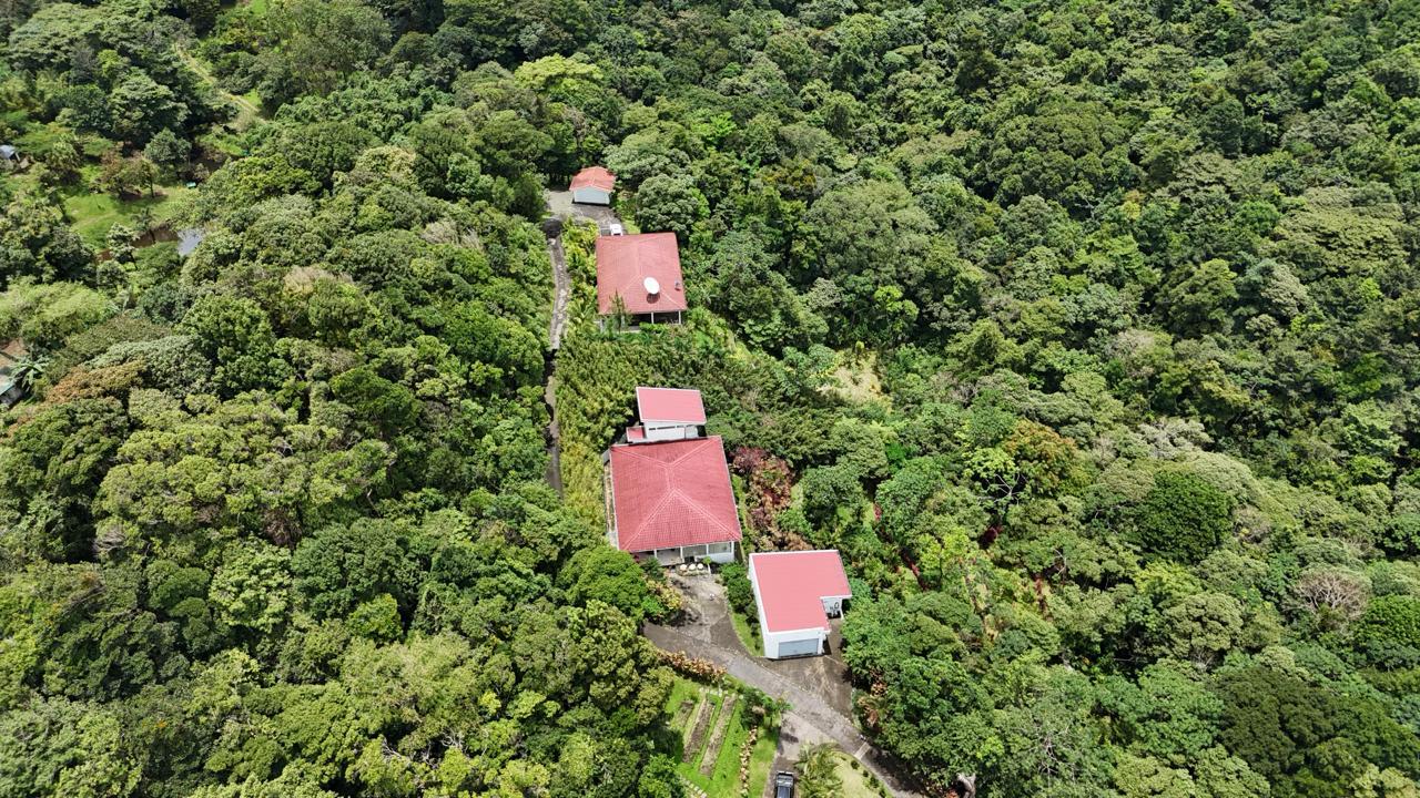 Modern Gated Volcano View Home, Lake Arenal, Alajuela