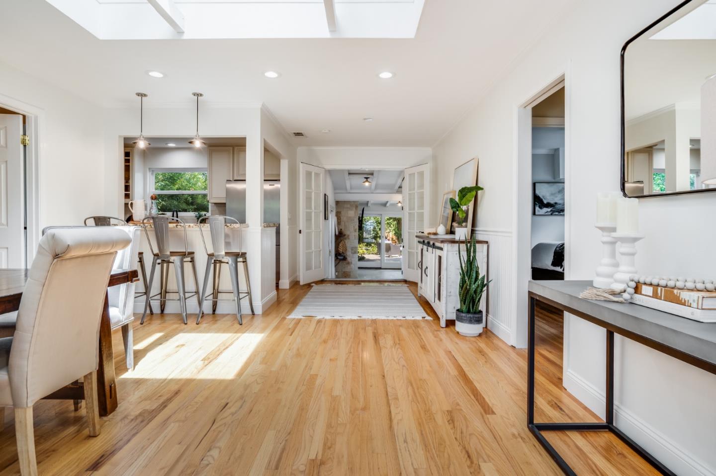 15720 Loma Vista Ave, Los Gatos, CA 95032-3637