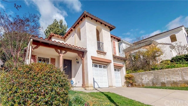 Spacious and Bright Three Bed Three Bath in Prime South Pasadena