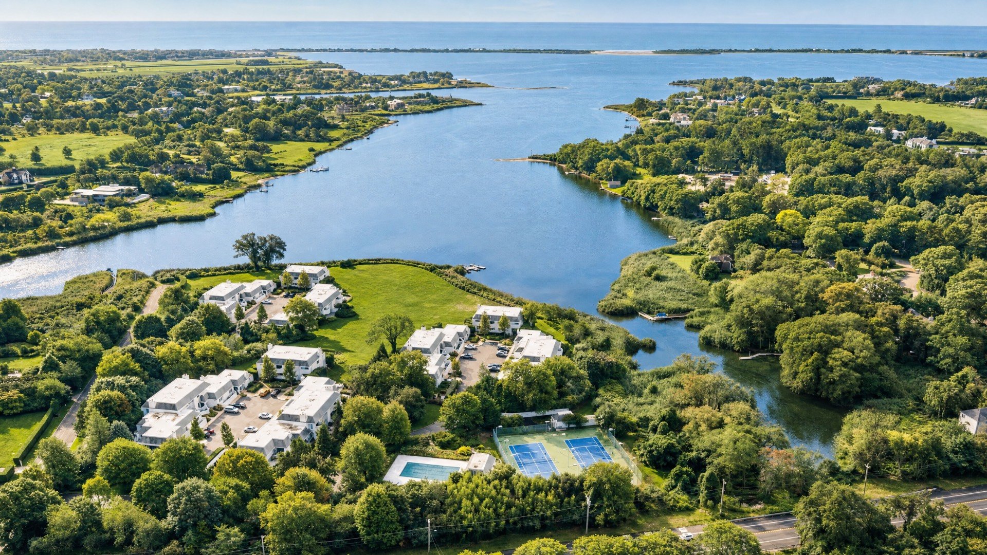 WATERFRONT LIVING AT MECOX LANDING