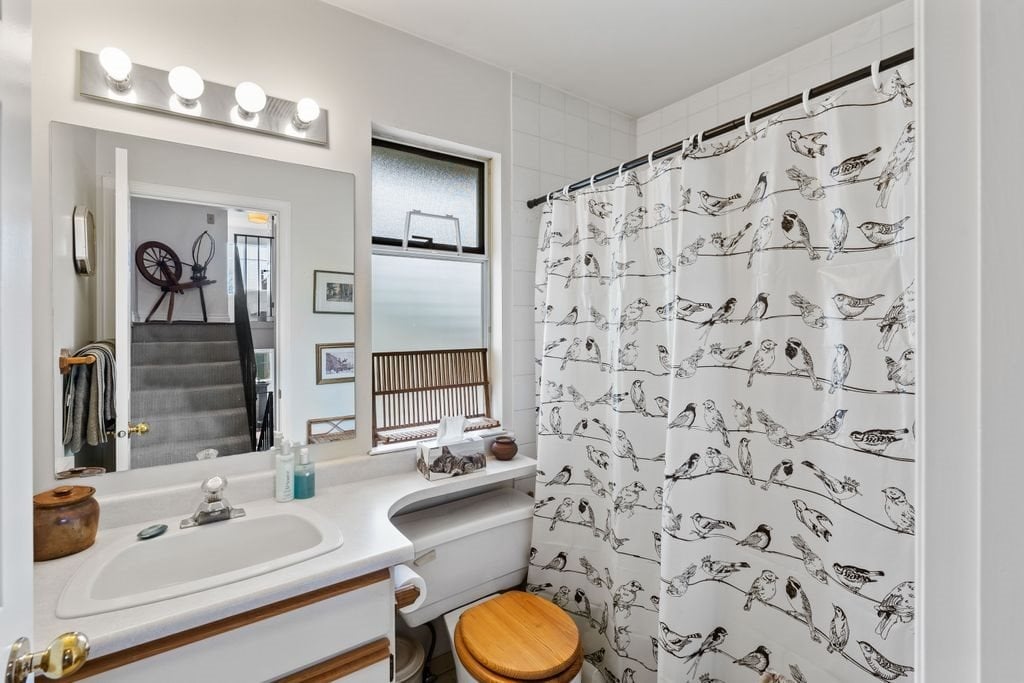 1318 Brunette Ave #5
