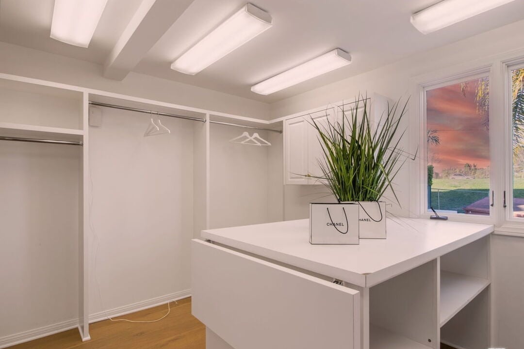 905 Berkeley St, 90403