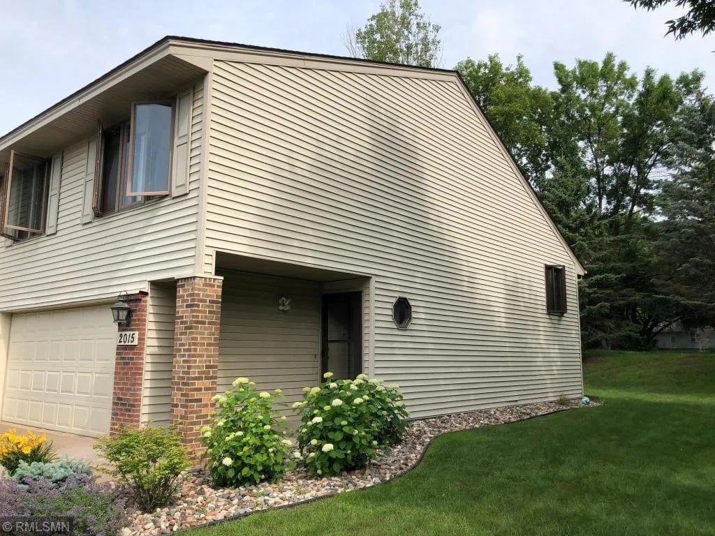 2015 Mesabi Ave