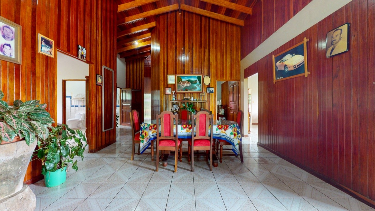 House for Sale in Ojochal, Costa Rica – Traditional Charm on 2.75 Acres