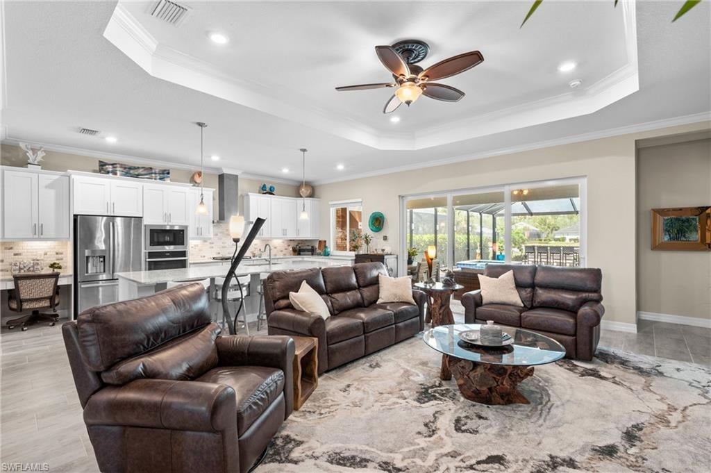 15248 Blue Bay Cir