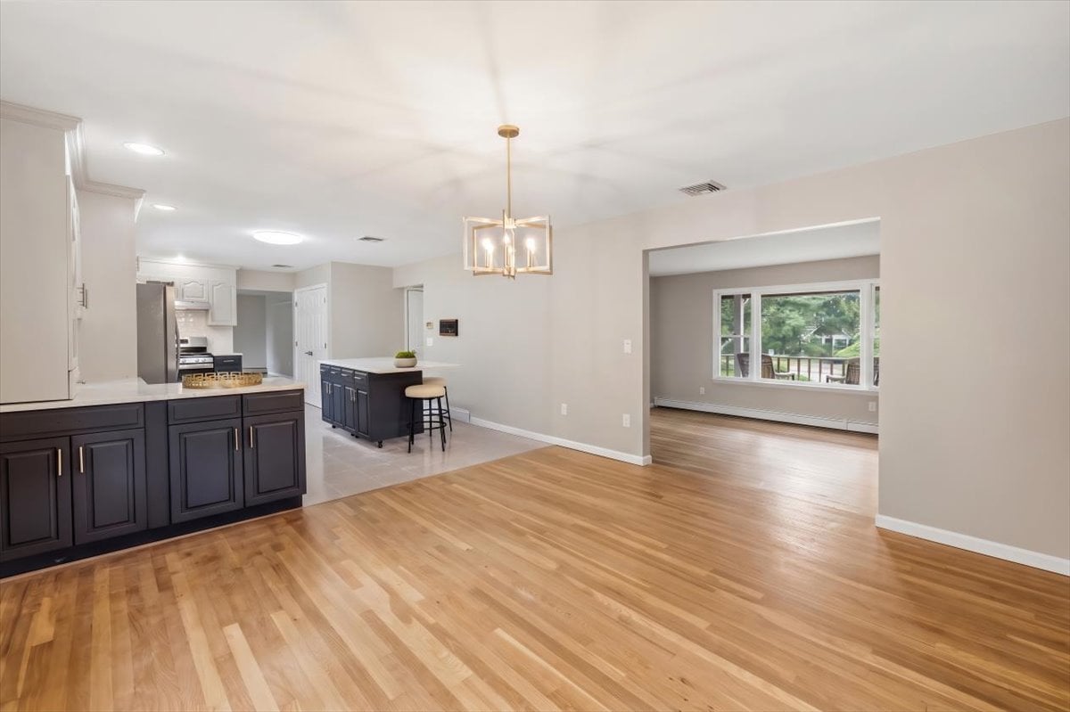 156 River Rd