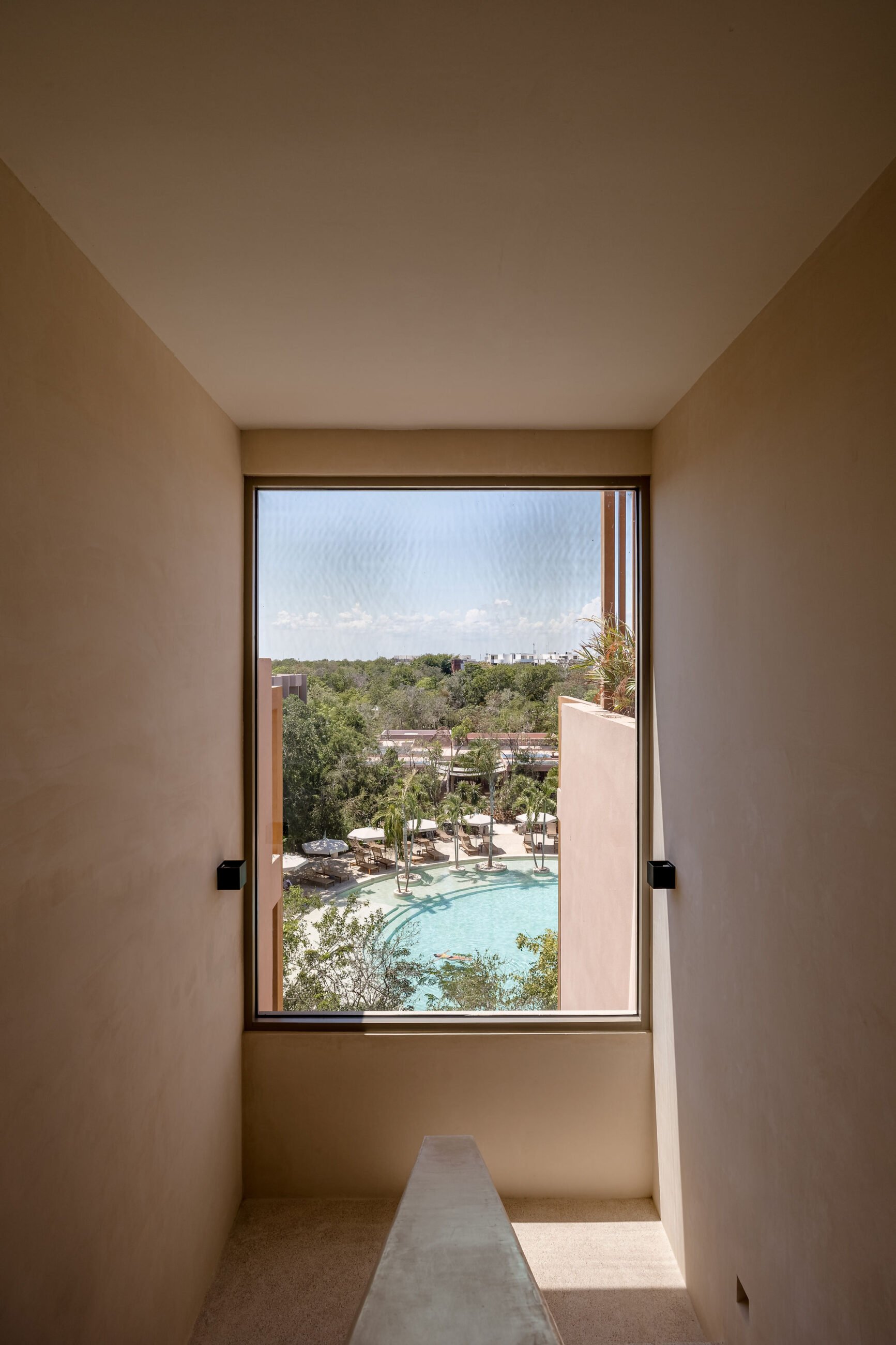Aflora 3 | Bed Penthouse I403