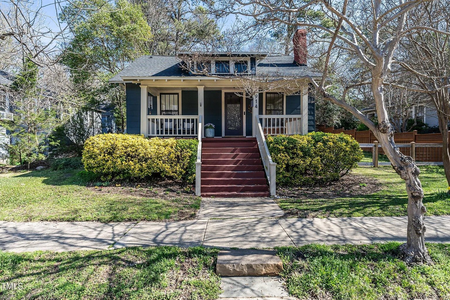 914 Dorothea Dr