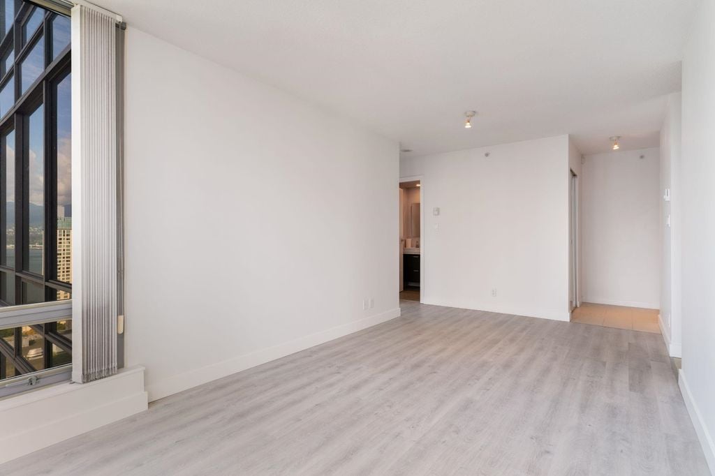 1288 W Georgia St, #1902