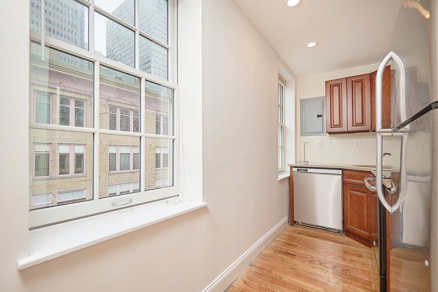 212 Front St, Unit 3