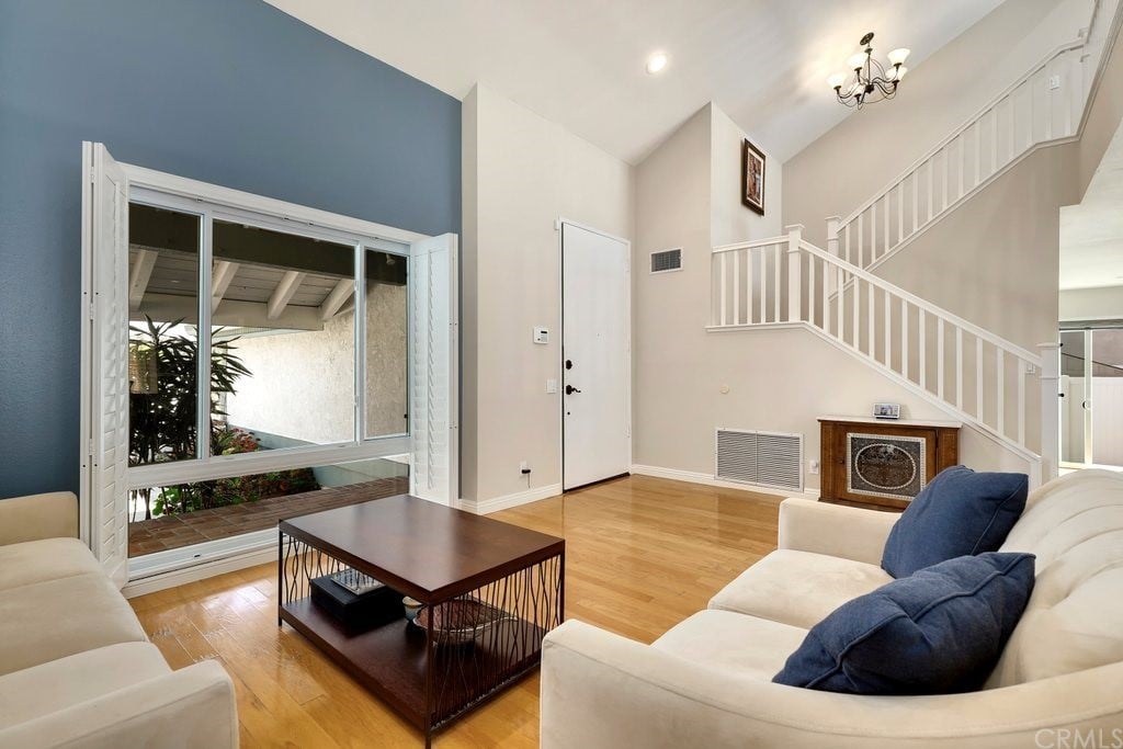 22242 Pewter Ln