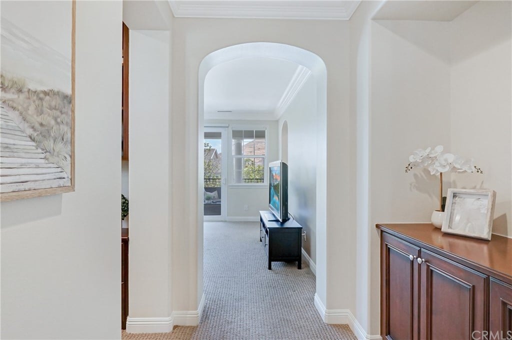 6 Galora Ln