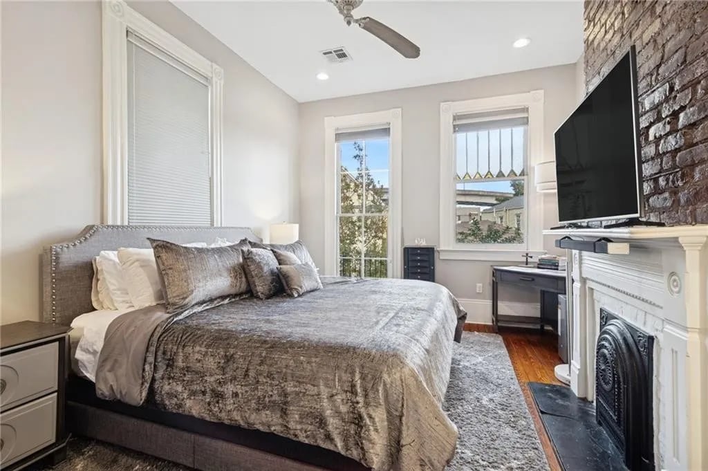 1227 Annunciation St