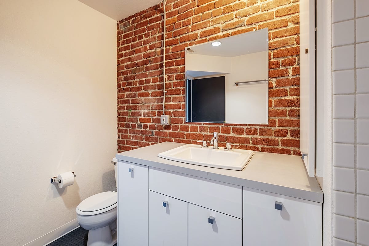 701 Minnesota St 122