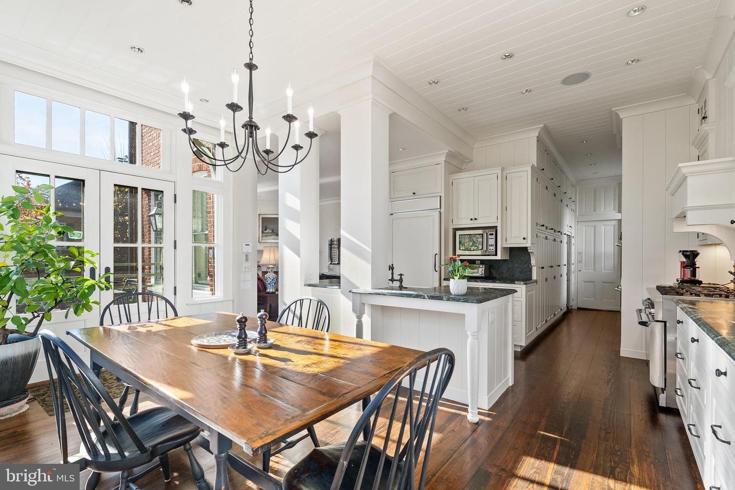 1601 28th St NW