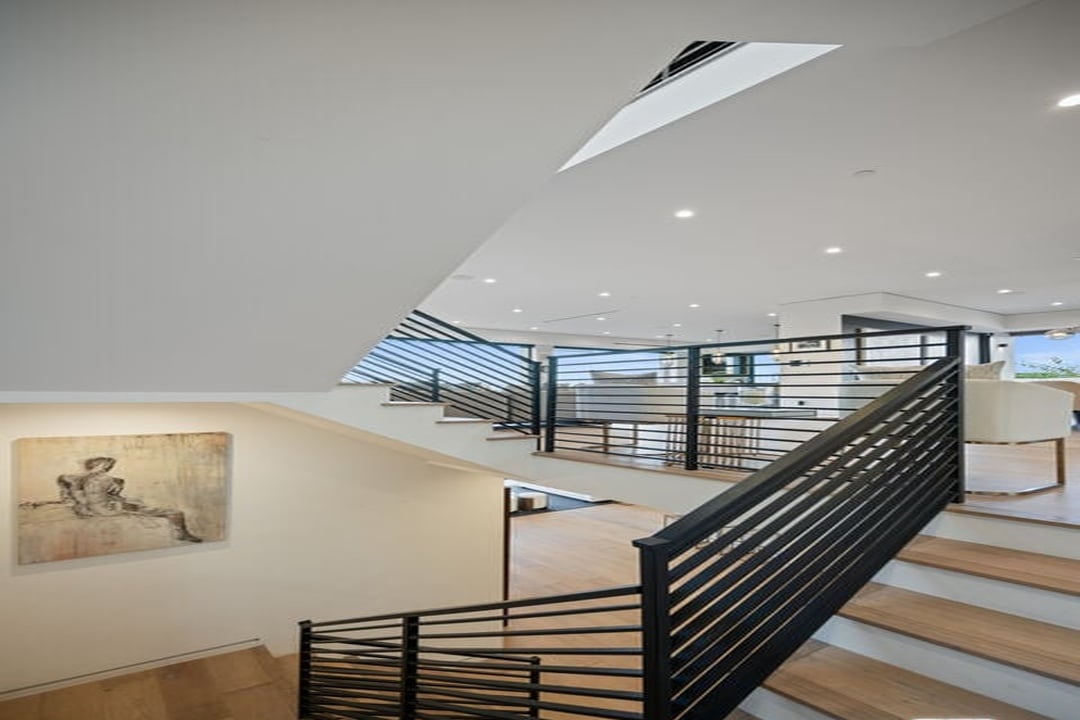 Aurelian Crest, Linda Flora Dr, 90049