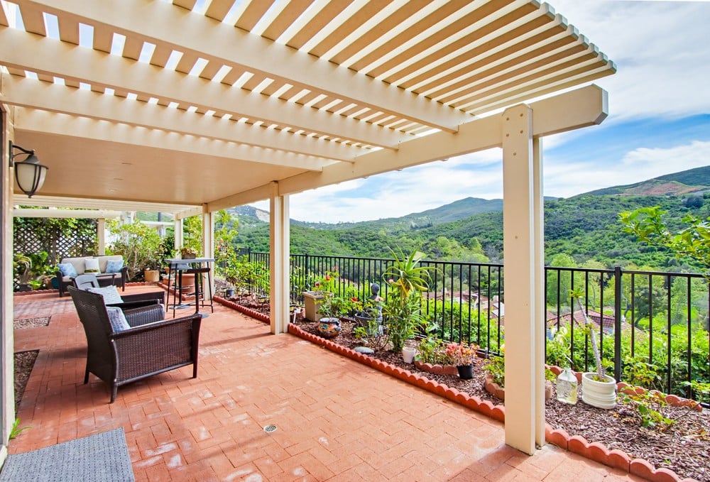 28782 Vista Valley Dr