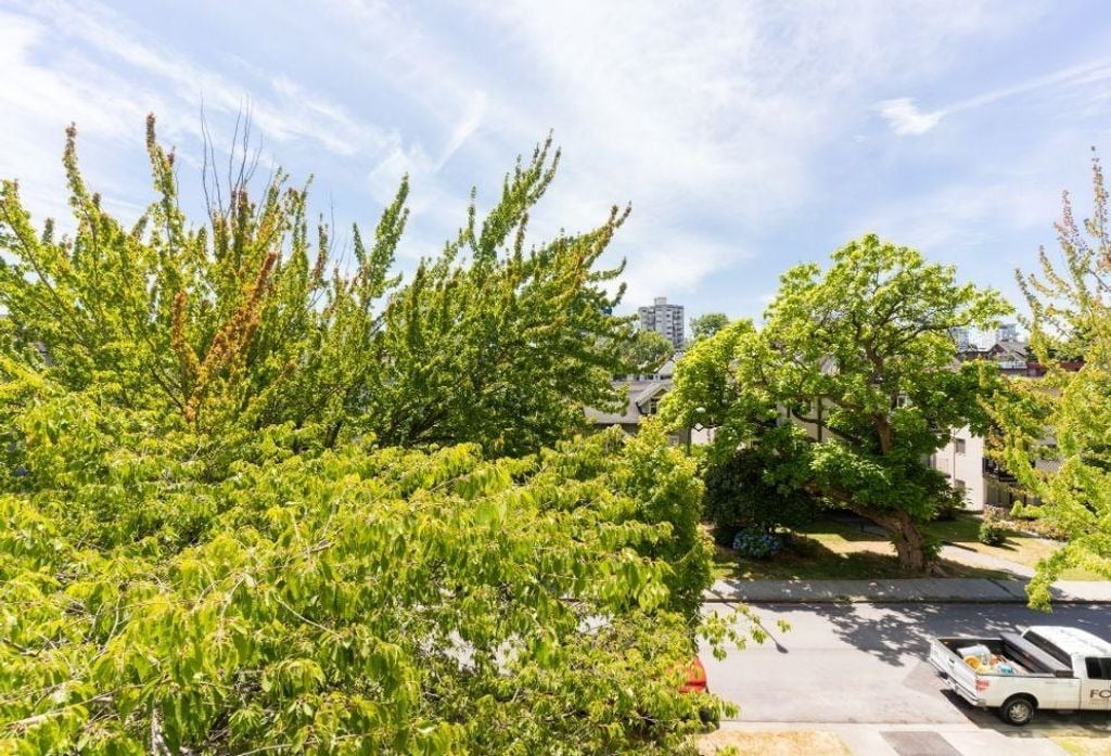 1633 W 10th Ave, #401