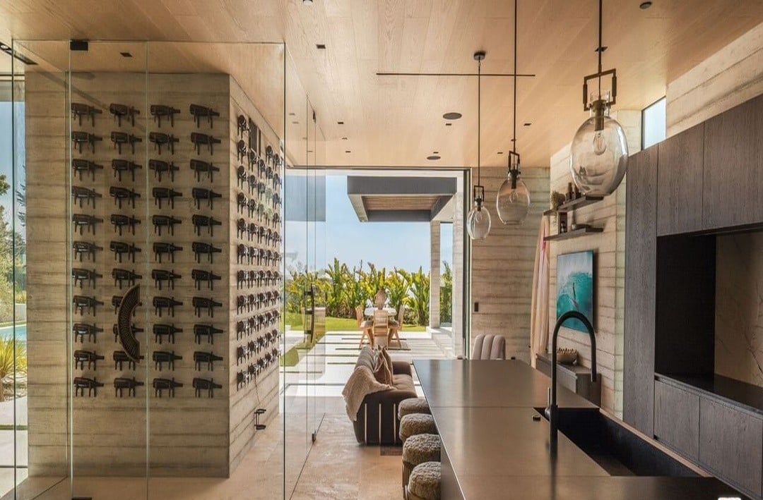 Skyreach Manor, Dume Dr, 90265