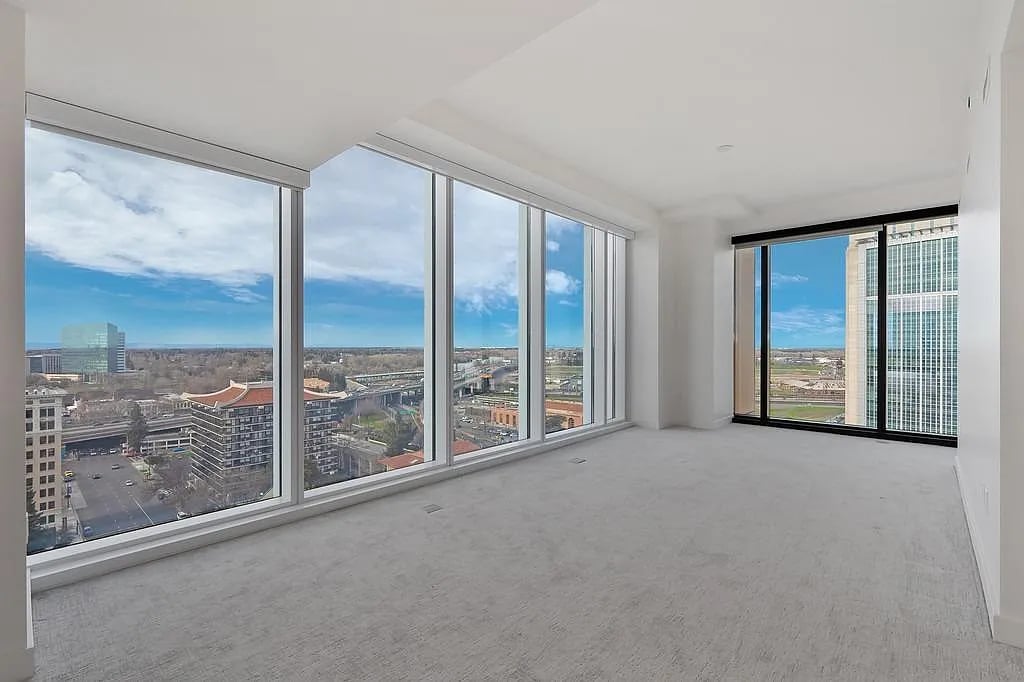 500 J St #1701