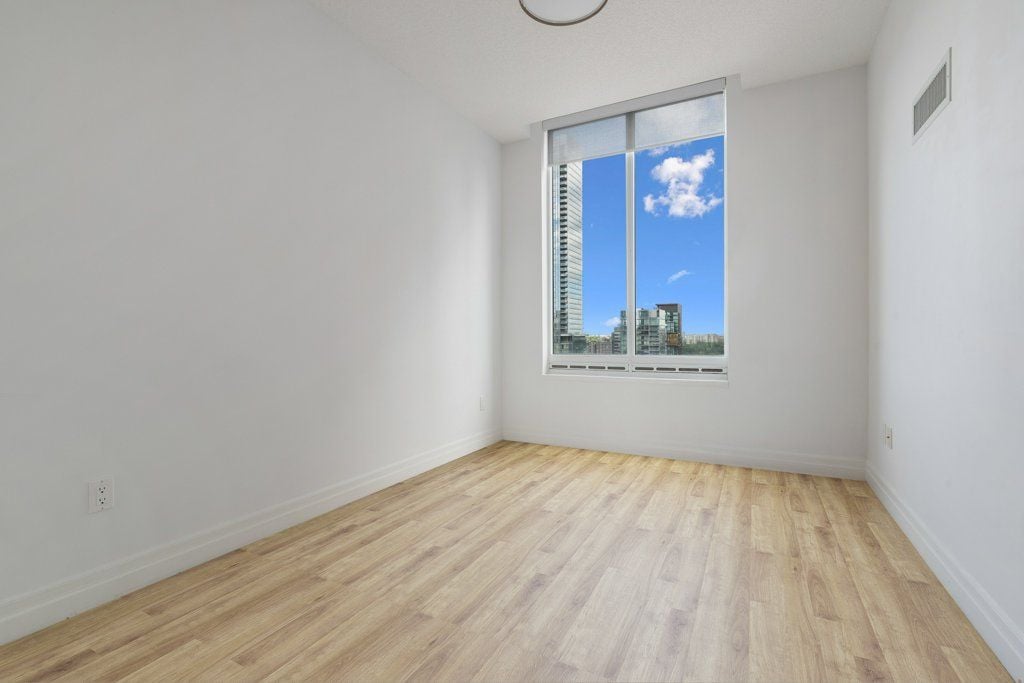 Uptown Residences 1-Bedroom Suite