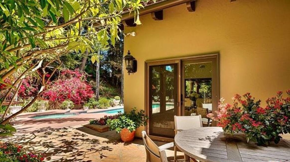 Zenith Crest, Summit Cir, 90210