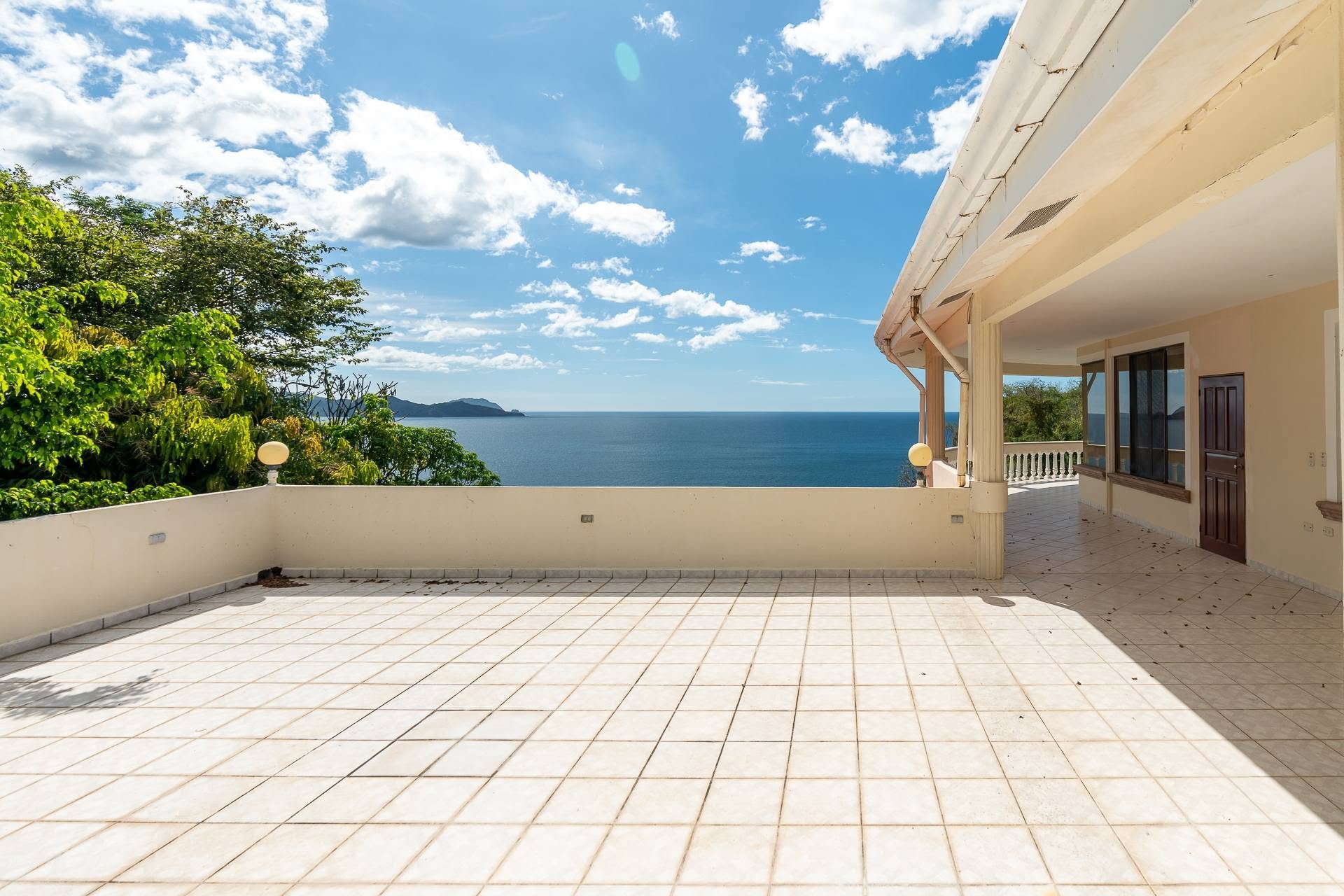Casa Eterna | Rare Titled Oceanfront Estate in Flamingo Beach, Costa Rica