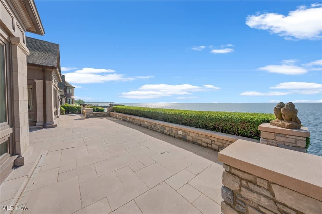 14 Colony Ln