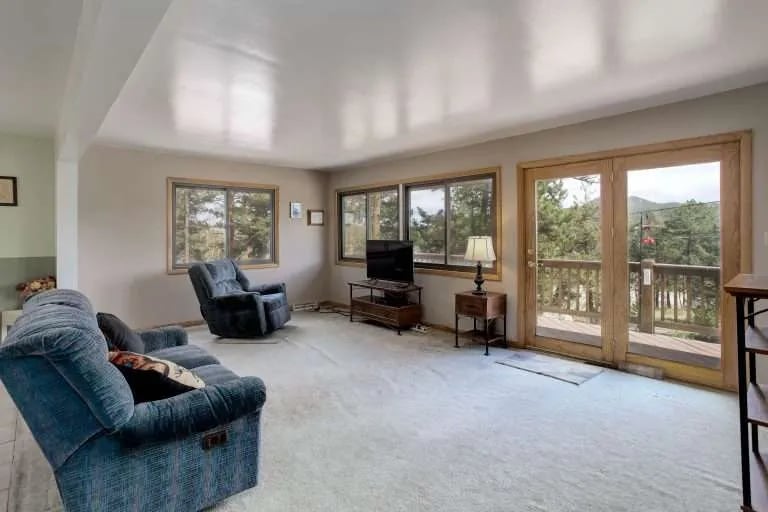 11575 S US Hwy 285 Frontage Rd