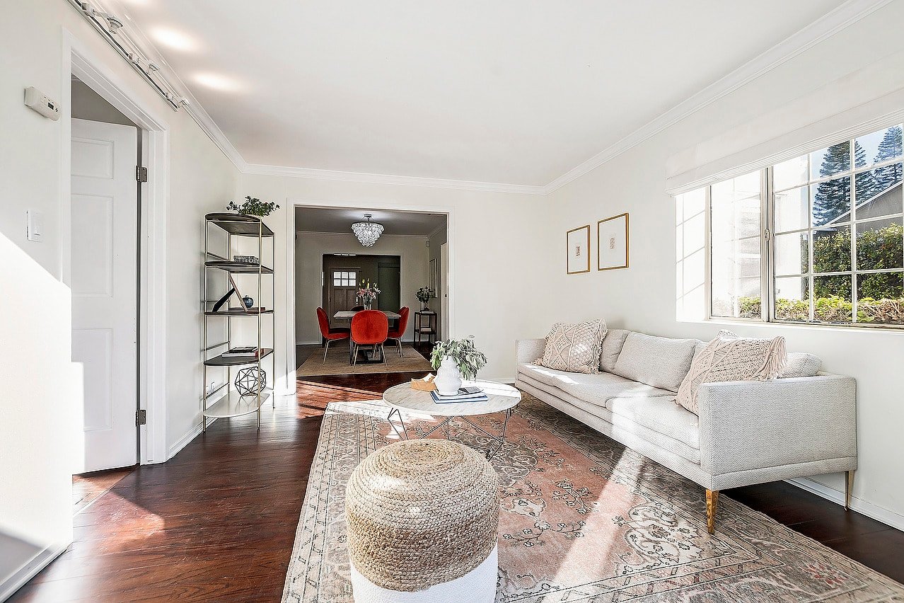 339 N Irving Blvd