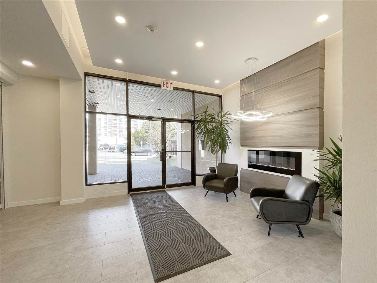 7235 Salisbury Ave, #905