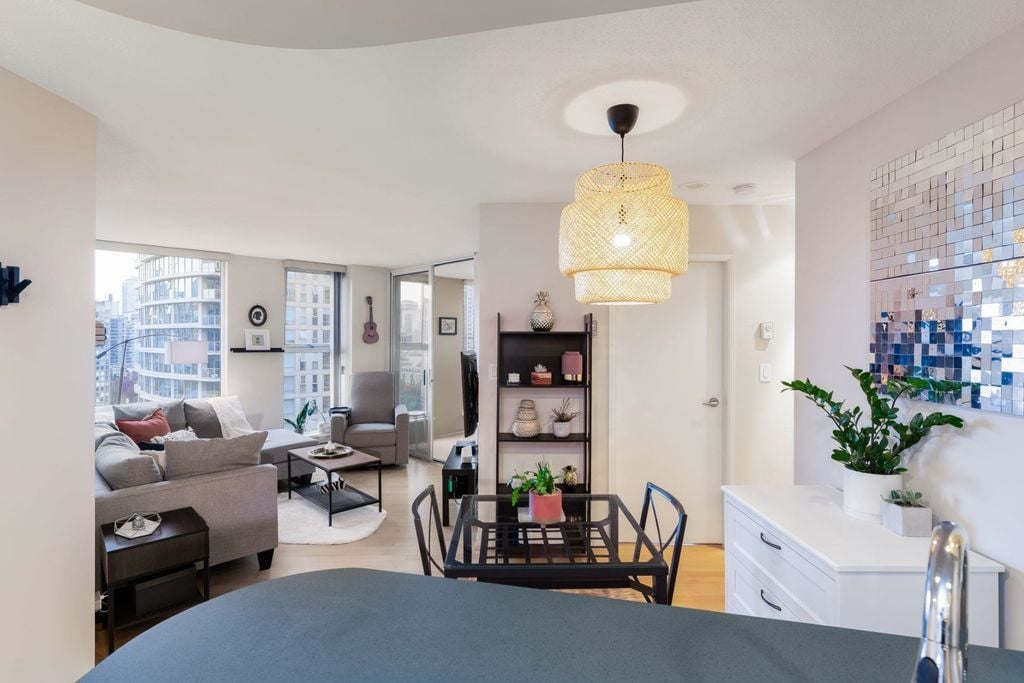 1009 Expo Blvd, #2601