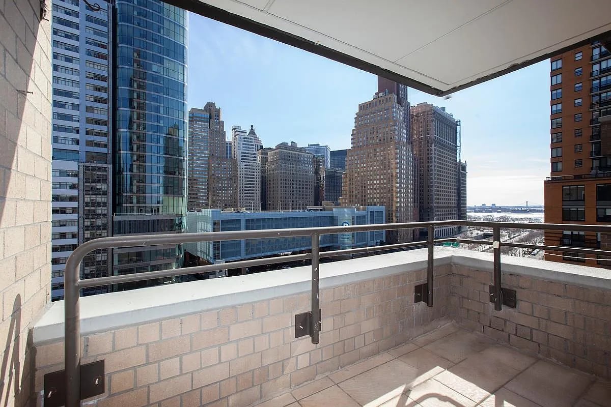 200 Rector Place #11K