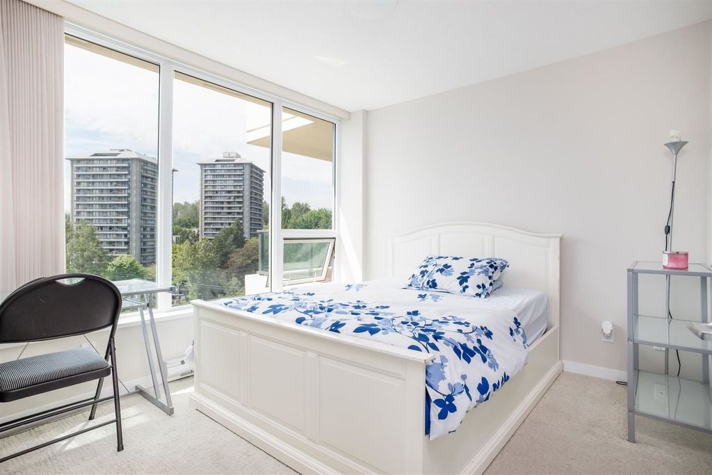 2200 Douglas Rd, #1404
