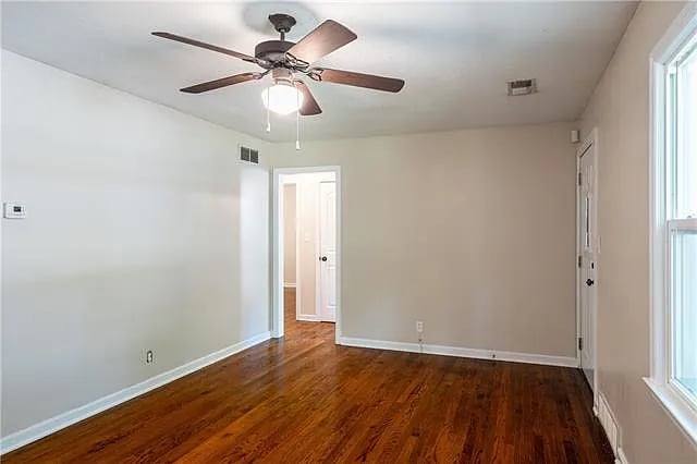 3821 NE 52nd Ter